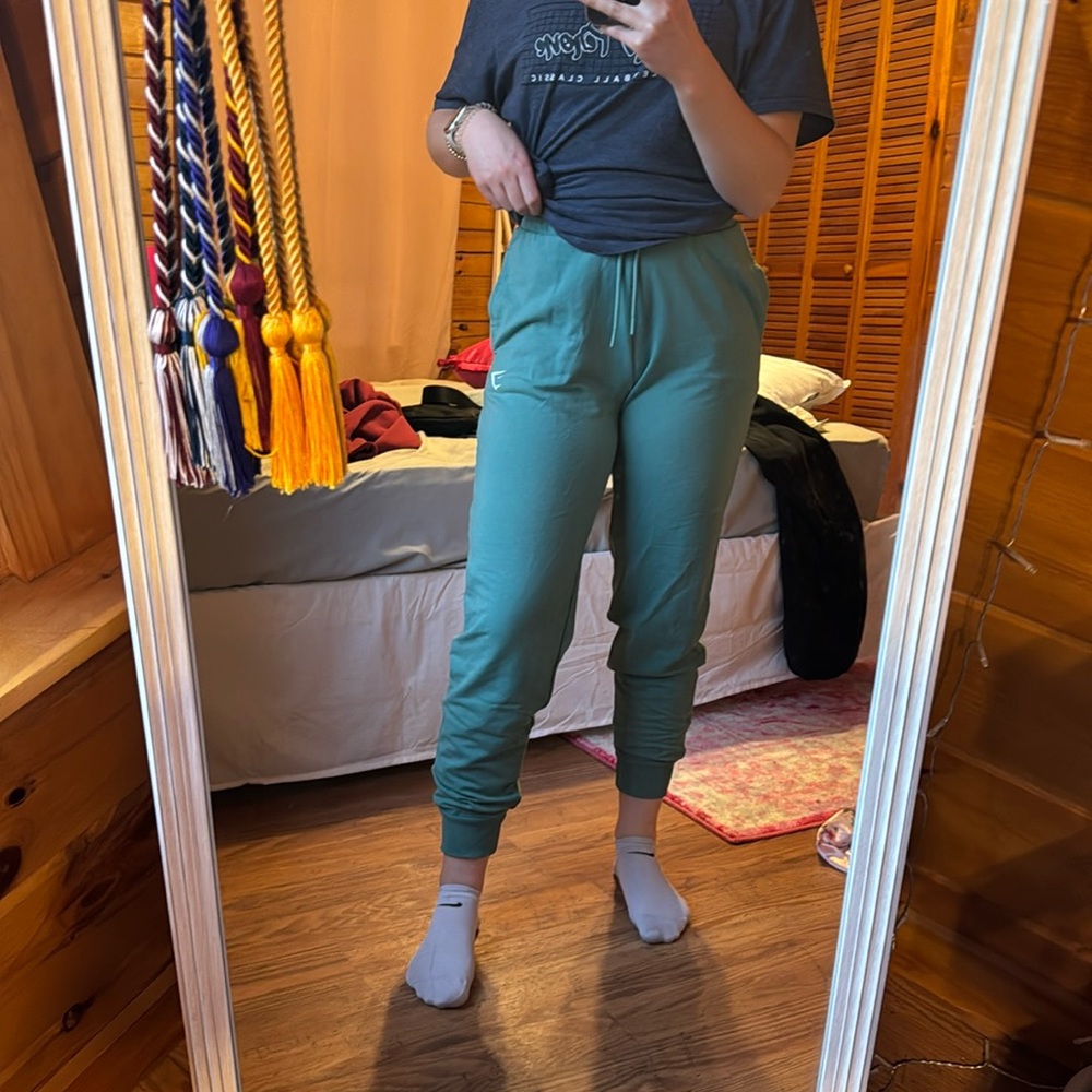 Green Gymshark joggers